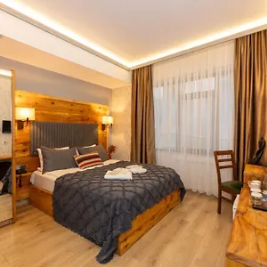 Double Dd 2*, İstanbul Türkiye